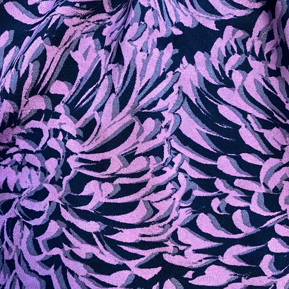 Banana Republic silky blouse - Picture 4 of 6